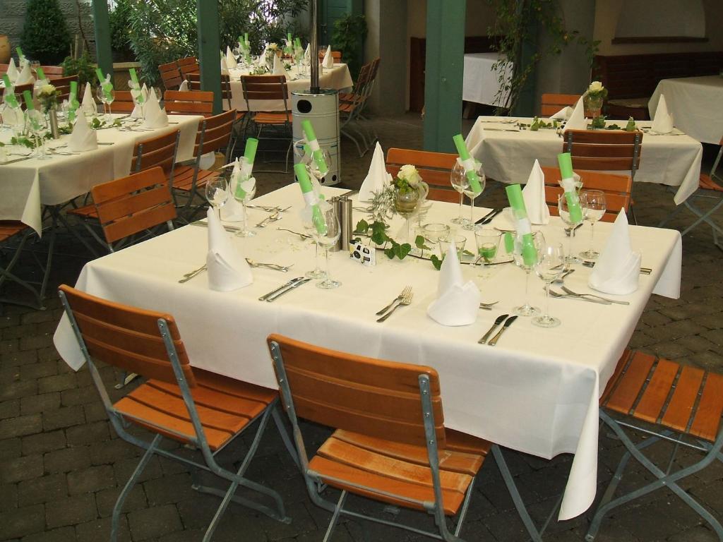 מלון באד שטפלשטיין Staffelsteiner Hof מראה חיצוני תמונה